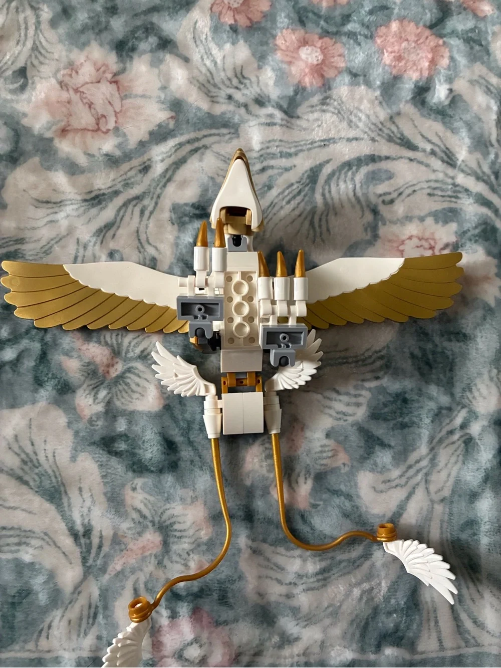 Lego golden griffin